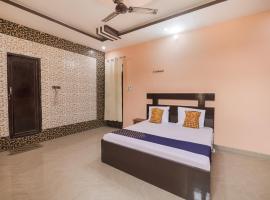 SPOT ON 76190 Hotel Vrindavan，位于Sonik的酒店