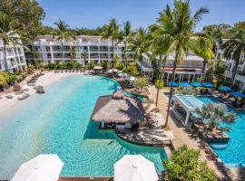 Beach Club Private Apartments Palm Cove，位于棕榈湾的酒店