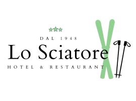 Lo Sciatore Hotel & Restaurant，位于卡迈格拉特罗希拉诺的酒店