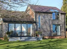 Vitula Cottage