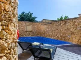 Gozo Villa w/Private Pool near Beach + AC + BBQ
