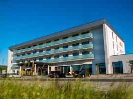 Rebhan's Business und Wellness Hotel，位于Neukenroth的酒店