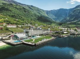 Hotel Ullensvang，位于洛夫特胡斯的酒店
