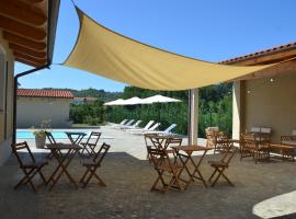 Agriturismo Casa Matilde，位于Lauriano的酒店