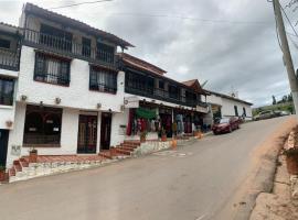 Pantano de Vargas - Hotel Lancers - Paipa Boyacá，位于派帕的酒店