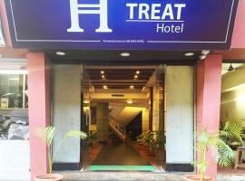 The Treat Hotel，位于马尔冈的带停车场的酒店