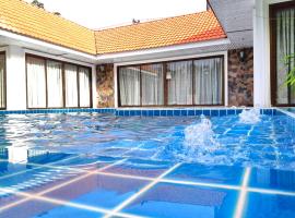 Baan Golden Pool Villa，位于三百岭的酒店