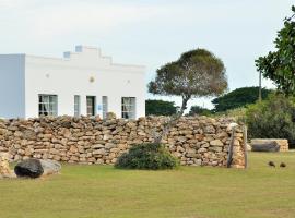 De Hoop Collection - Equipped Cottages，位于De Hoop Nature Reserve的度假村