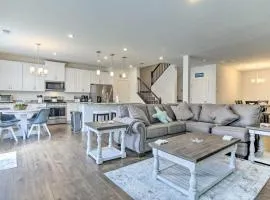 5 Mi to Bethany Beach Modern Gem with Pool Access!