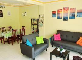 Colourful homestay - (near jeti sky mirror)，位于瓜拉雪兰戈的酒店