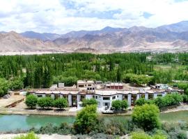 The Nature Residency - A Riverside Resort in Leh，位于列城的酒店