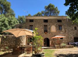 Molí dels Aubins，位于科尔努德利亚的酒店