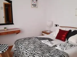 Hostal "Los Chanos el Ruso"