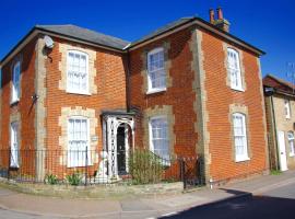 Seaside Luxury House on the Suffolk Coast，位于萨克斯曼德姆的酒店