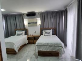 Boca Grande Hotel Suites，位于博卡奇卡的舒适型酒店