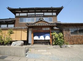 やどバーTATSUJi，位于上越市春日山神社附近的酒店