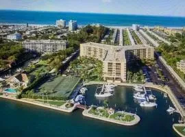 Harbor Towers Yacht and Racquet Club on Siesta Key
