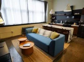 3E - *Renovated* 3 min to Hillman Cancer Center Sleeps 6