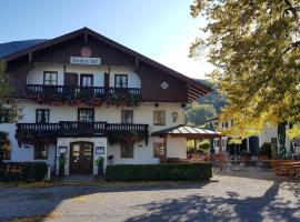 Gasthof Tiroler Hof，位于巴特法伊尔恩巴赫的酒店