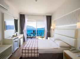 尤努斯酒店，位于马尔马里斯的浪漫度假酒店