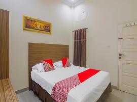 OYO 90327 Hotel Faradisa Syariah，位于Payakumbuh的酒店