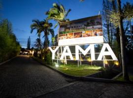 Yama Resort Indonesia，位于Tondano的带按摩浴缸的酒店