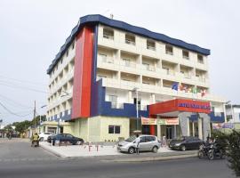 Hotel Royal Palace，位于杜阿拉贝库马火车站附近的酒店