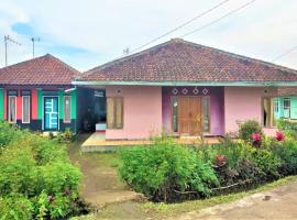 Villa Lembang Bunda，位于Cikareumbi 2的酒店