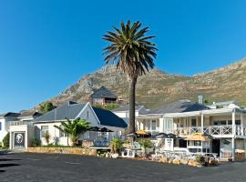 Boulders Beach Hotel, Cafe and Curio shop，位于西蒙镇的酒店