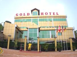 Gold hotel，位于Bafang的酒店