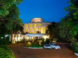 坦贾武尔上岩酒店