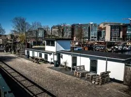 Houseboat-Amsterdam