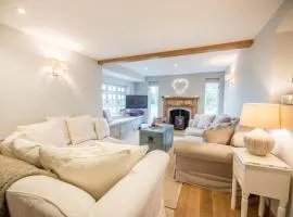 46 Ivy Cottage, Easton
