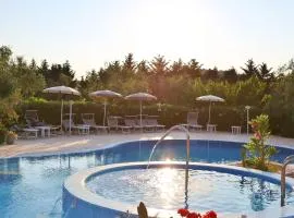 Charming apartment in Vieste with shared pool - 35 m²