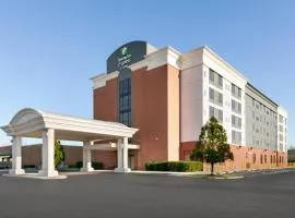 诺福克国际机场智选假日酒店，位于诺福克诺福克国际机场 - ORF附近的酒店