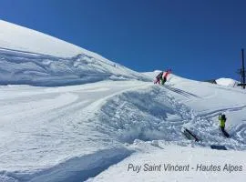 Le Skisun - Massif et Parc national des Ecrins - Puy Saint Vincent 1800