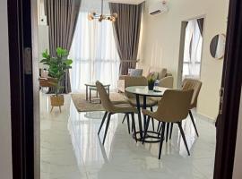 Al Zahra Homestay by Troika Kota Bharu，位于哥打巴鲁的带泳池的酒店