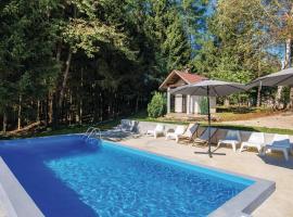 Guest house Sara Latin，位于Latin的酒店