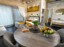 אחוזת מיא - סוויטות בוטיק על המים