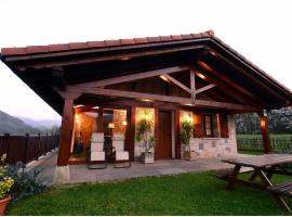 Casa Angiz etxea，位于Sumbilla的酒店