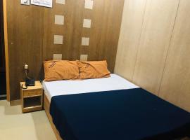 C M HOTEL NEW，位于Wodapatti的酒店