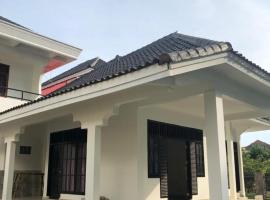 RedDoorz near Politeknik Negeri Lampung，位于Lampung的酒店