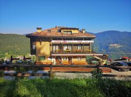 Maso Sveseri，位于Montesover的酒店