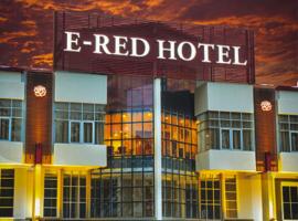 ERNES Hotel Alma Bukit Mertajam，位于大山脚的酒店