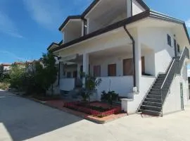 特拉马拉戈公寓