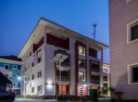 Goosepen 3 Bedrooms Apartment，位于拉各斯的酒店