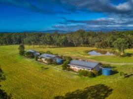 Cottages on Lovedale - Cottage No. 1，位于勒弗戴尔的酒店