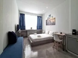 Facadoro Apartments