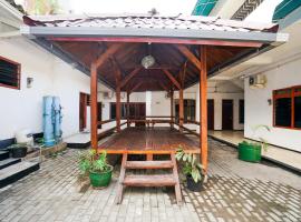 Merapi Inn Surabaya by ecommerceloka，位于泗水Sawahan的酒店