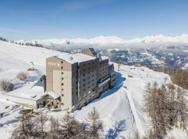 Hôtel Club mmv Plagne 2000，位于艾姆拉普拉涅的度假园